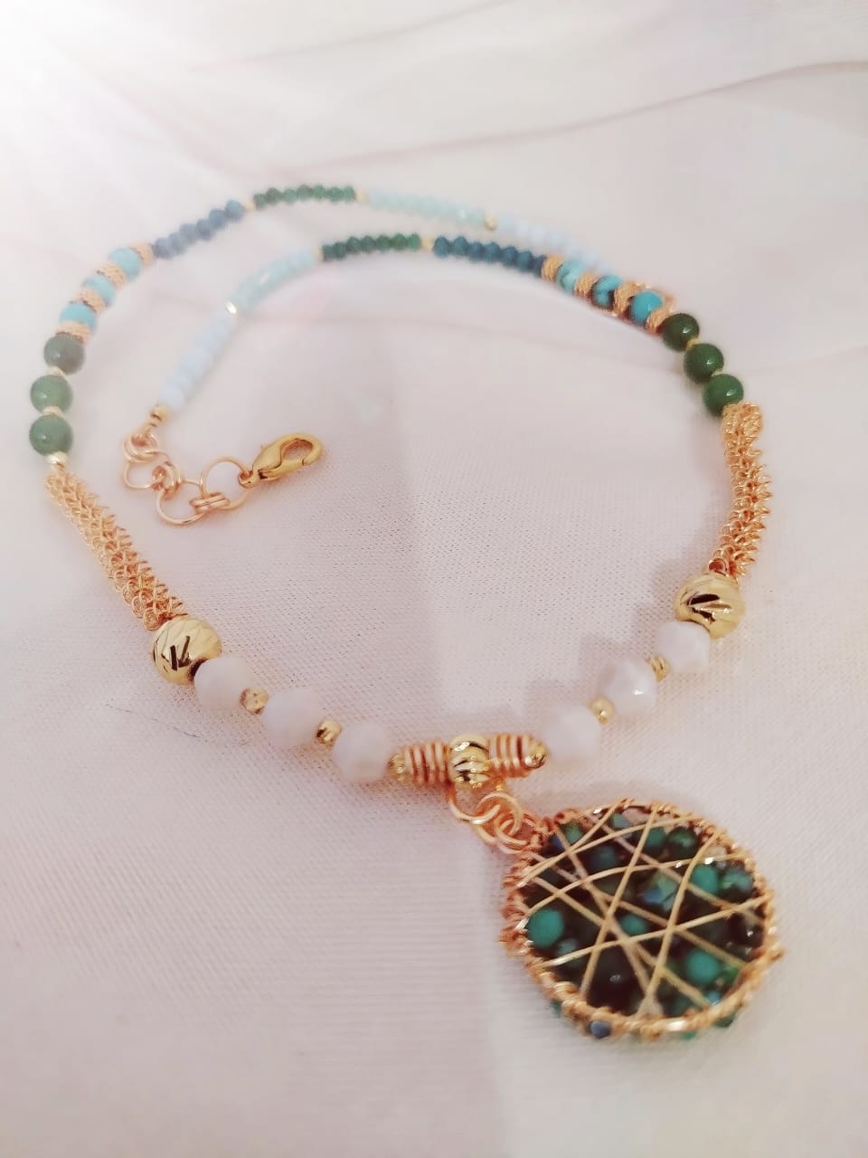 Collar arco iris