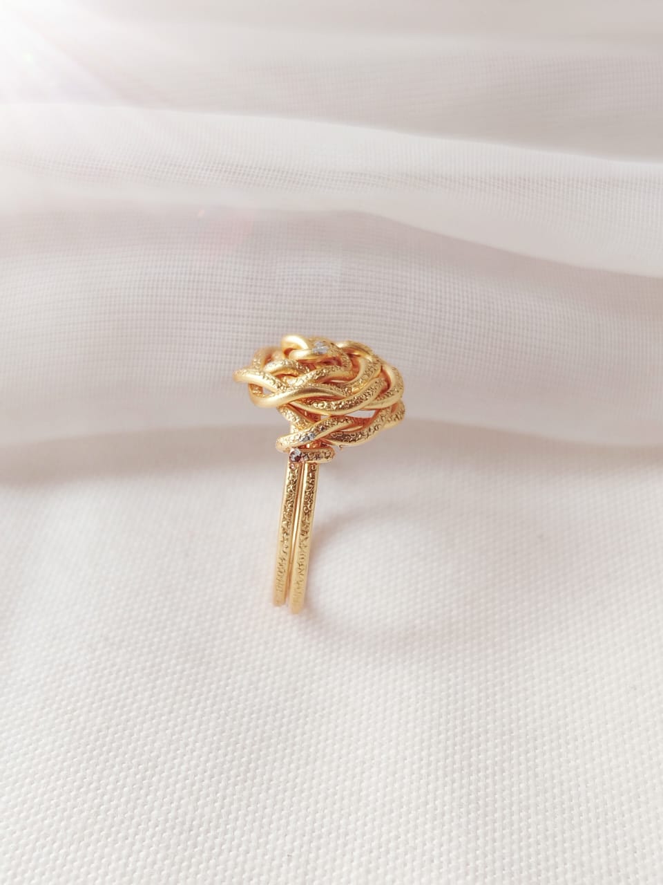 Anillo rosas para Luz