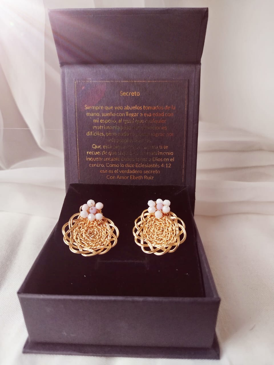 Aretes hechos a mano | Secreto